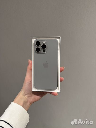 iPhone 15 Pro Max, 256 ГБ