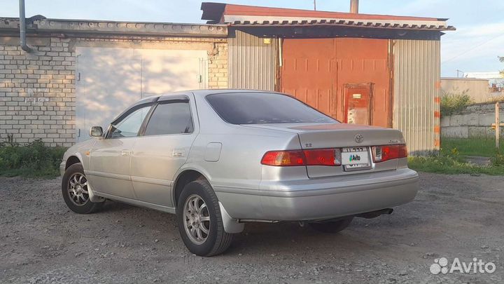 Toyota Camry, 2000