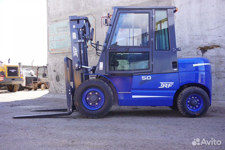 Вилочный погрузчик TRF D50C-4M, 2023