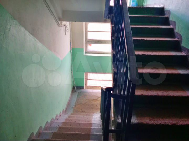 2-к. квартира, 43 м², 3/5 эт.