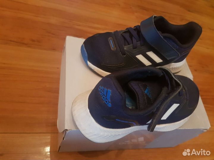 Кроссовки для мальчика