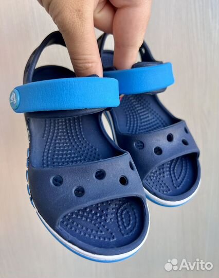 Сандалии Crocs C8