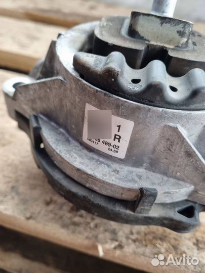 Подушка крепления двигателя передняя левая BMW X4