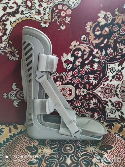 Тутор на стопу