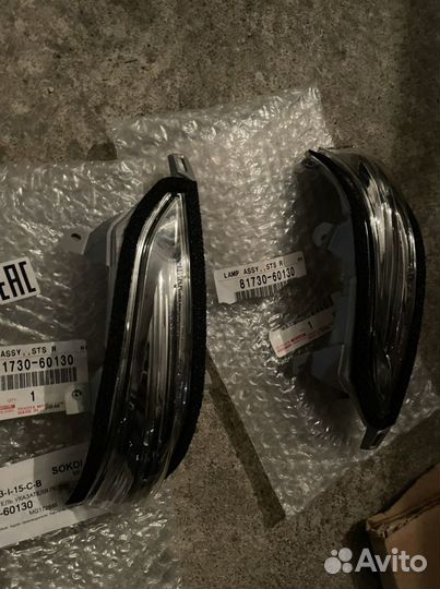 Указатель поворота зеркала lexus Lx Gx