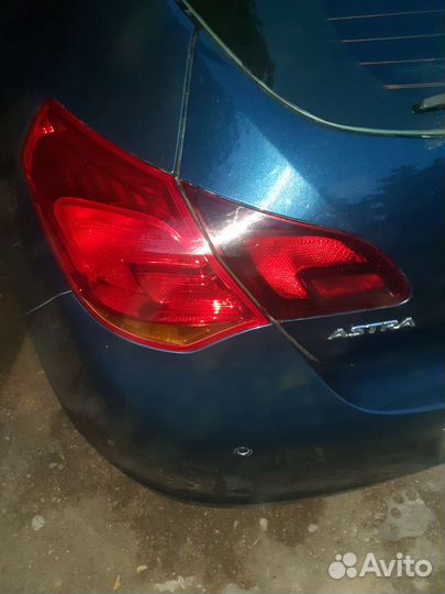 Opel astra j