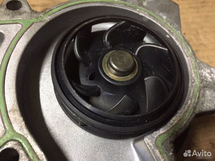 Помпа с термостатом Bmw N47