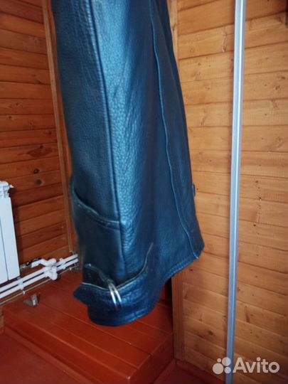 Жилетка кожаная мужская