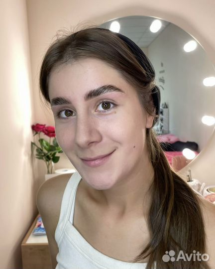 Мастер бровист