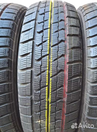 Goodyear Ice Navi Zea II 205/60 R16 96P