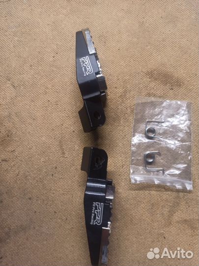 Подножки для мотоцикла