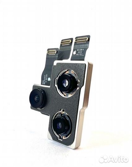 Задняя камера iPhone 11 Pro