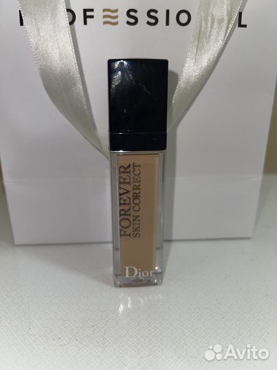 Dior корректор