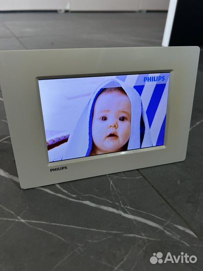 Цифровая фоторамка Philips