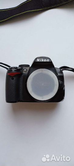 Nikon d3000 body