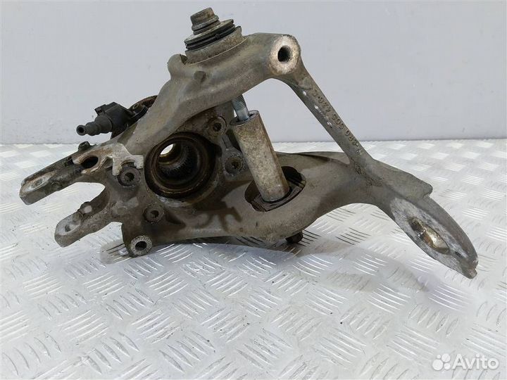 Кулак задний правый Audi A7 4G 8R0505436C