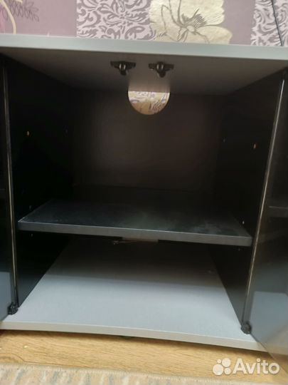 Тумба под телевизор