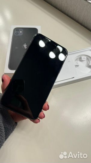 iPhone 11, 128 ГБ