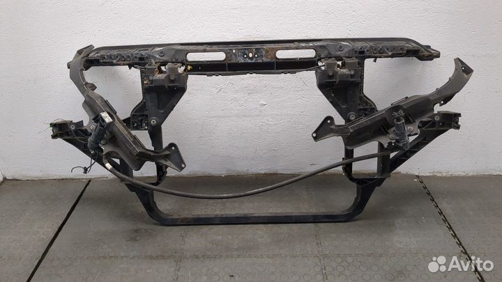 Рамка передняя BMW X3 E83, 2005