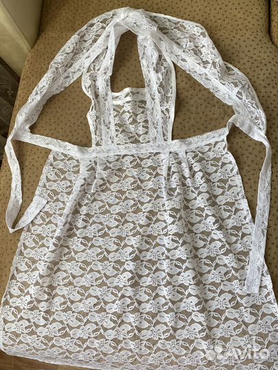 Белый школьный фартук