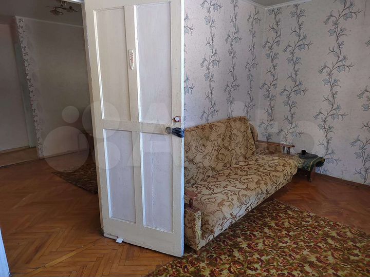 2-к. квартира, 43 м², 2/4 эт.