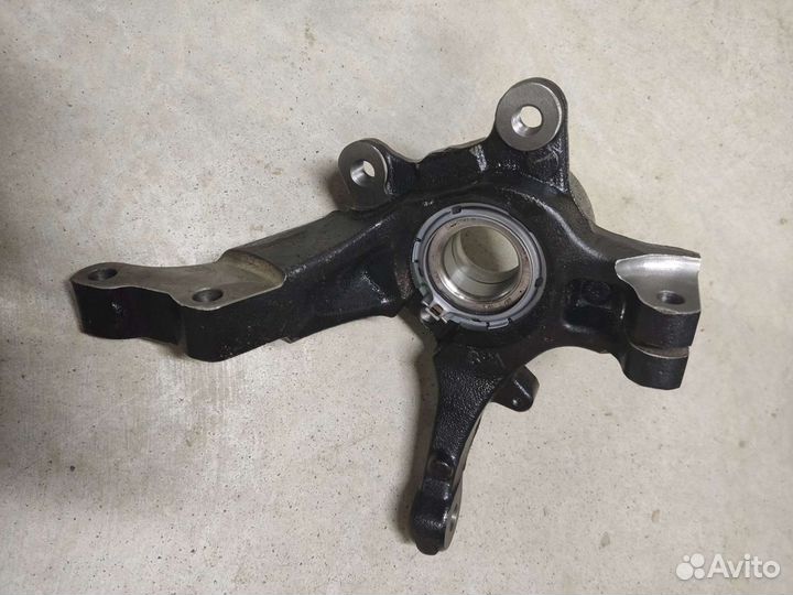 Поворотный кулак Ларгус