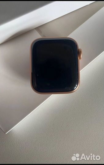 Часы apple watch se 40mm