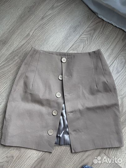 Баска с кокосовыми пуговицами Ushatava