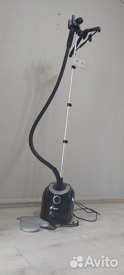 Отпариватель для одежды вертикальный