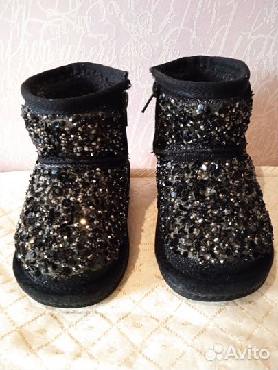 Ugg угги детские 24 р. Для девочки с камнями