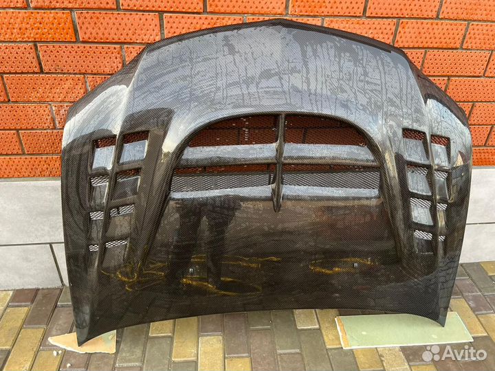 Карбоновый капот seibon на Mitsubishi EVO 7.8.9