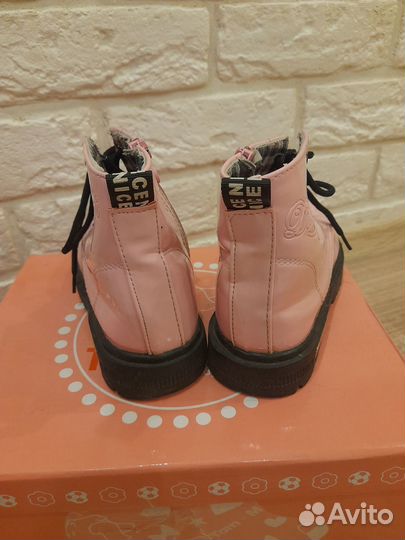 Ботинки лакированные для девочки (стелька 18,5 см)