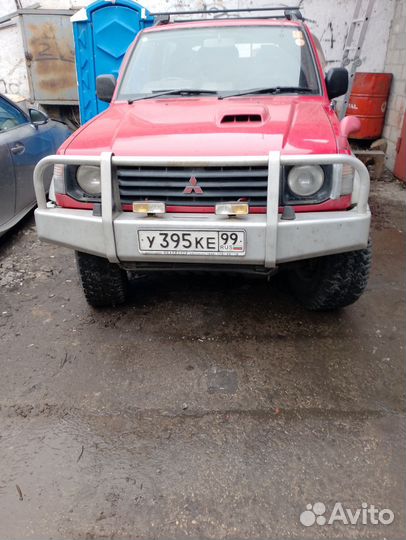 Бампер передний mitsubishi pajero 2