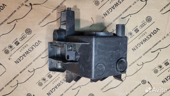 Фара противотуманная Opel Astra GTC (H) III (2004–