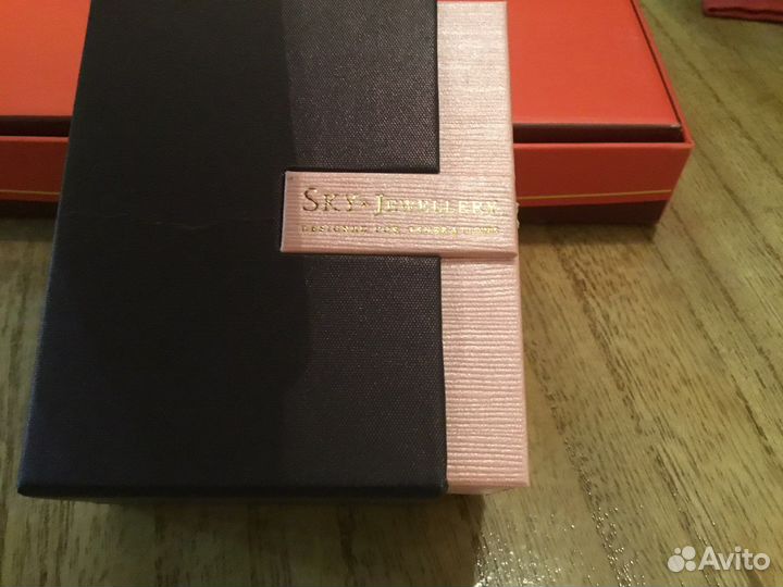 Серьги серебрянные с фионитом