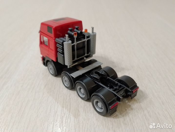 473) Тягач MAN E 2000 четырёхосный