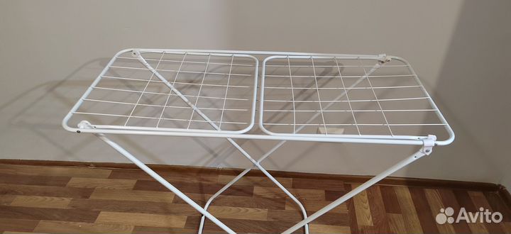 Сушилка для белья и кресло