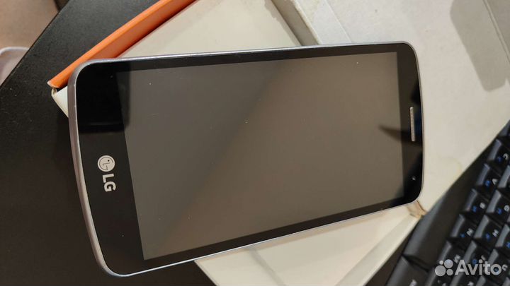 Телефон LG K5