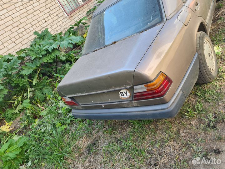 Mercedes w124 салон