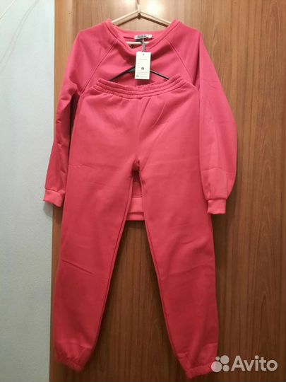Спортивный костюм женский новый