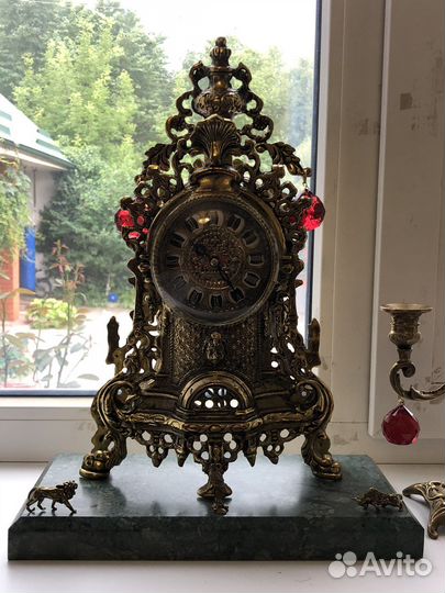 Бронзовые часы