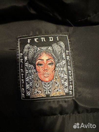 Пуховик Fendi