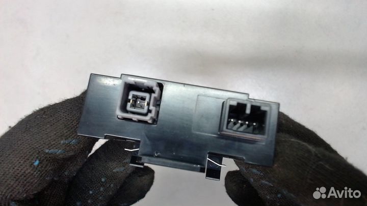 Блок управления центральным замком Cadillac SRX, 2