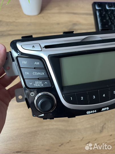 Штатная магнитола Hyundai Solaris