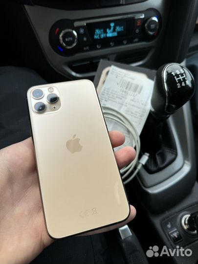 iPhone 11 Pro, 64 ГБ
