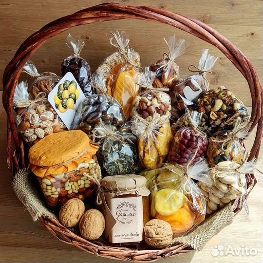 Съедобные букеты, фруктовые корзины