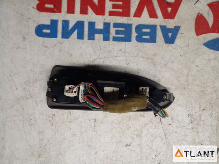 Блок управления стеклами передний правый mazda PRE