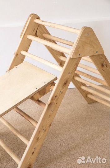 Мебель из дерева, столярно-бытовые услуги в районе