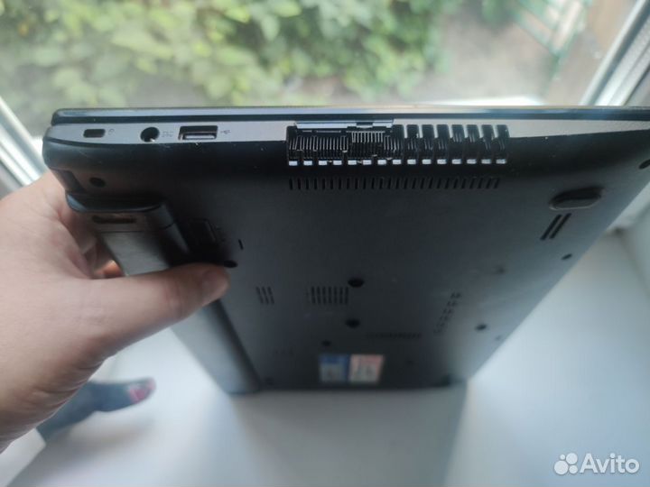 Ноутбук asus X401A