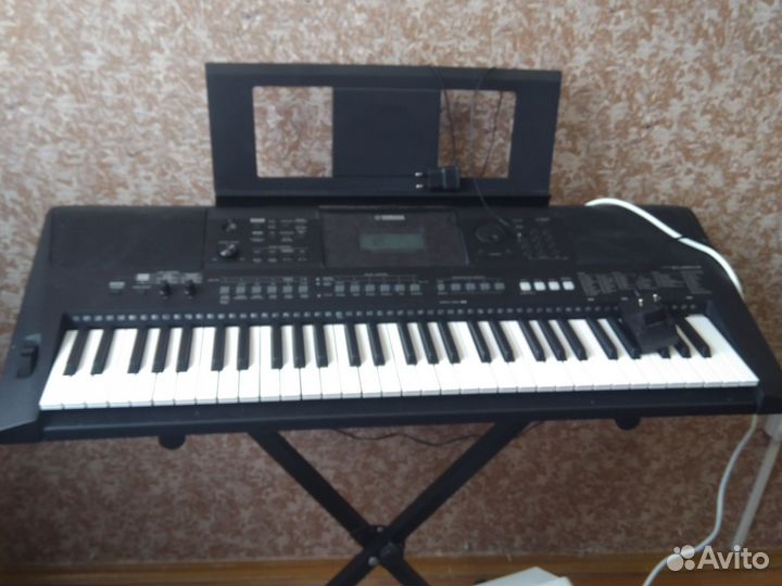 Синтезатор Yamaha PSR-e463
